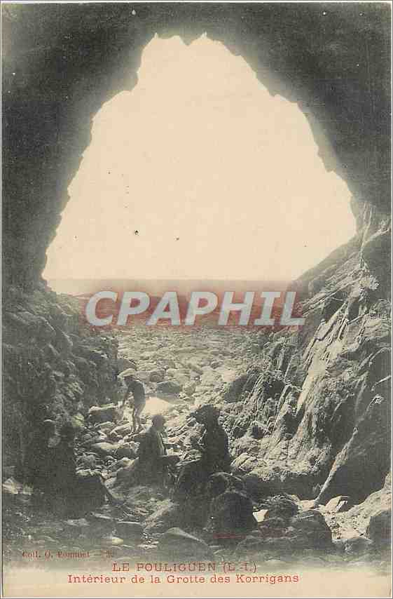 CPA Le Pouliguen L I interieur de la Grotte des Korrigans 