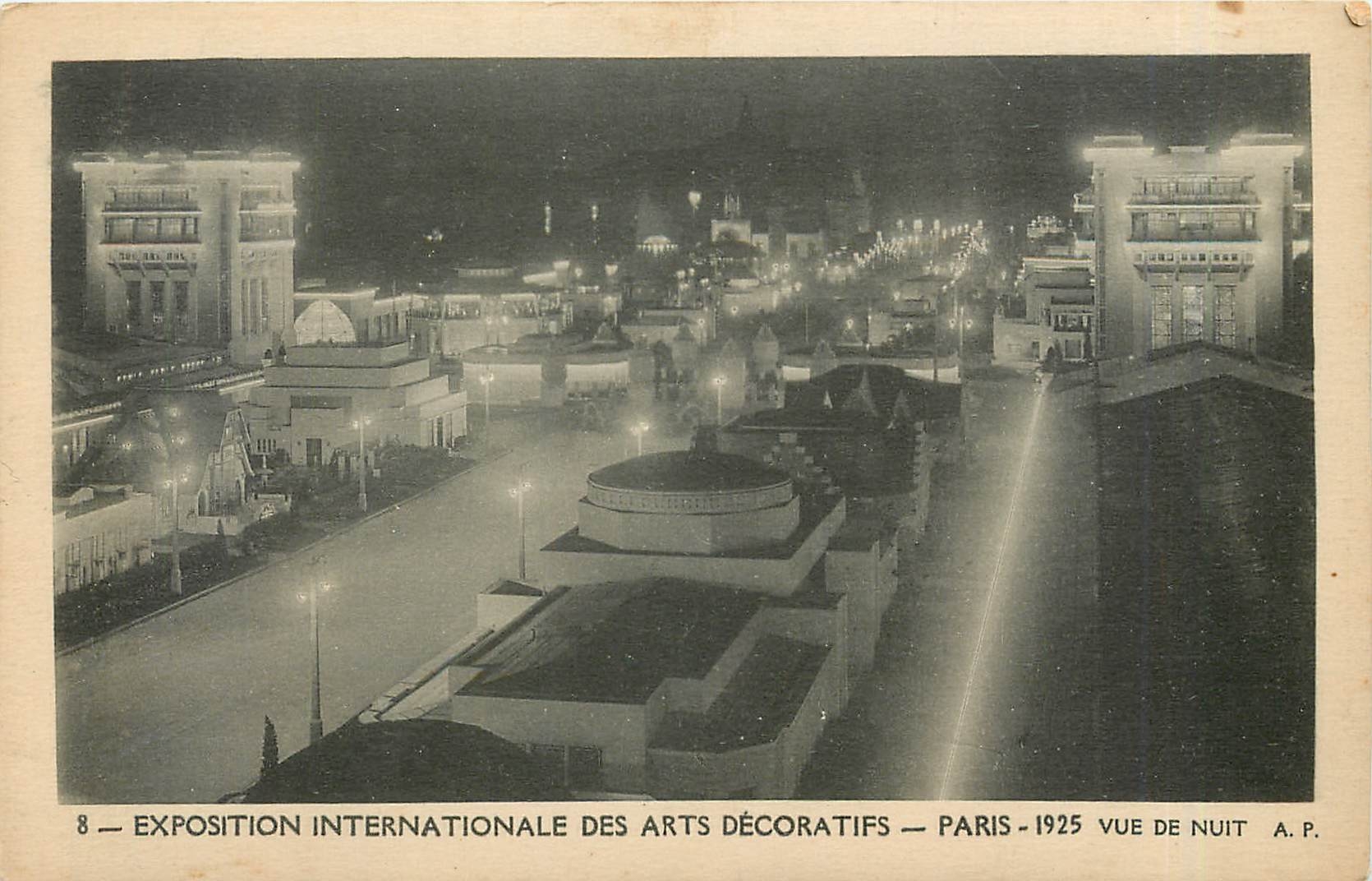 Exposition internationale des arts décoratifs — Paris — 1925 — Vue de nuit — A.P. — n°8