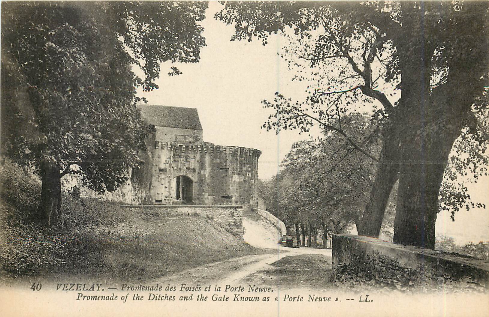 Vézelay — Promenade des Fossés et la Porte Neuve (« Porte Neuve ») — LL, n°40