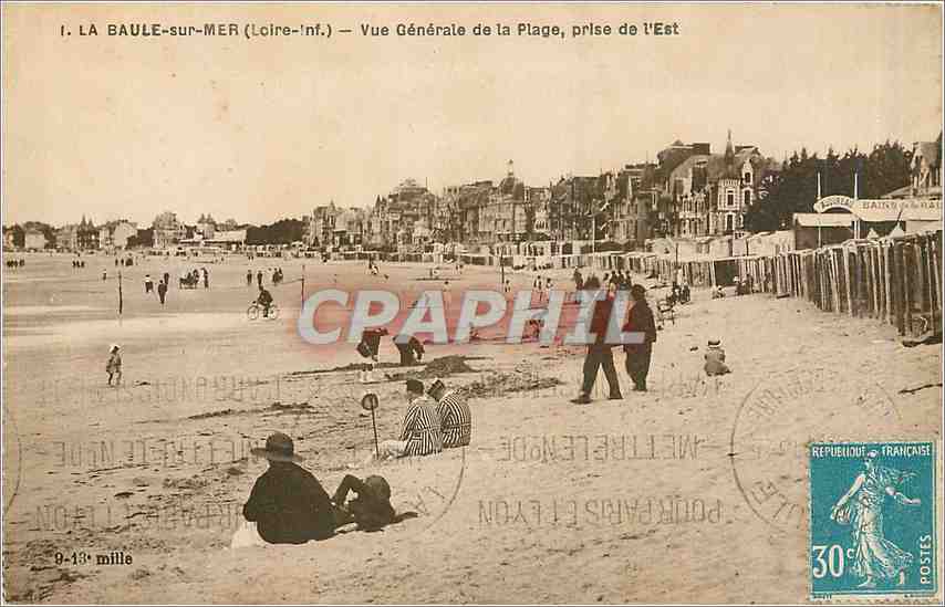 CPA La Baule sur mer Loire Inf vue generale de la plage prise de l'Est 