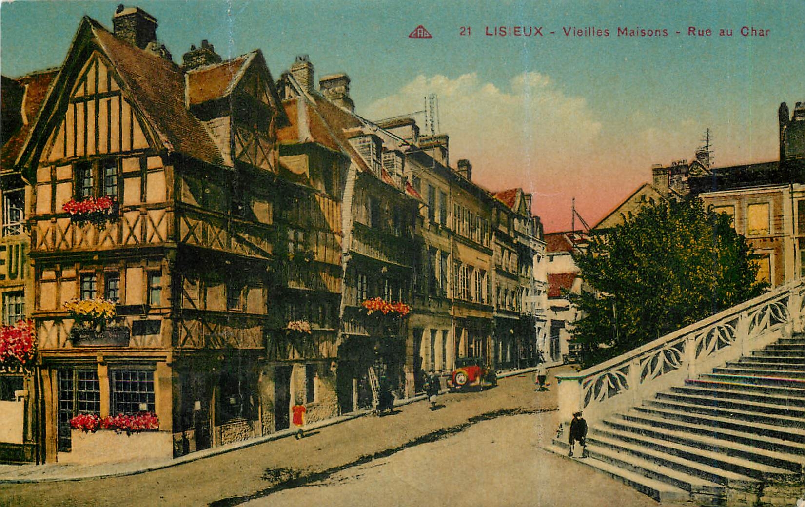 CPA Lisieux vieilles maisons rue au Char
