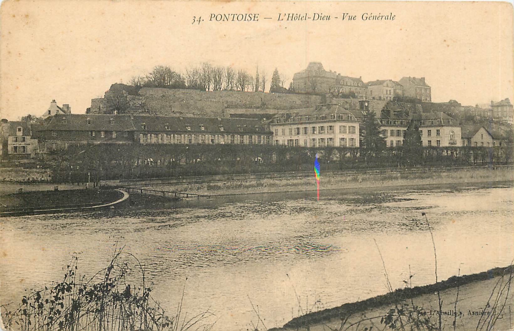 CPA Pontoise l'hotel Dieu vue generale 