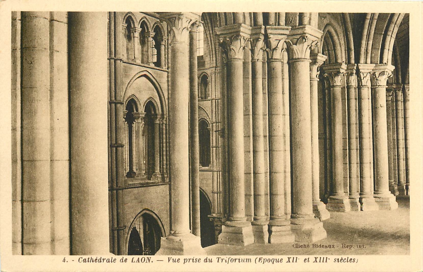 CPA Cathedrale de Laon vue prise du Triforum Epoque XII et XIII siecle 