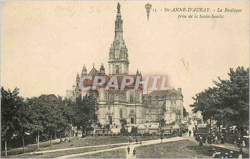 CPA Ste Anne d'Auray La Basilique prise de la Scala Sancta 