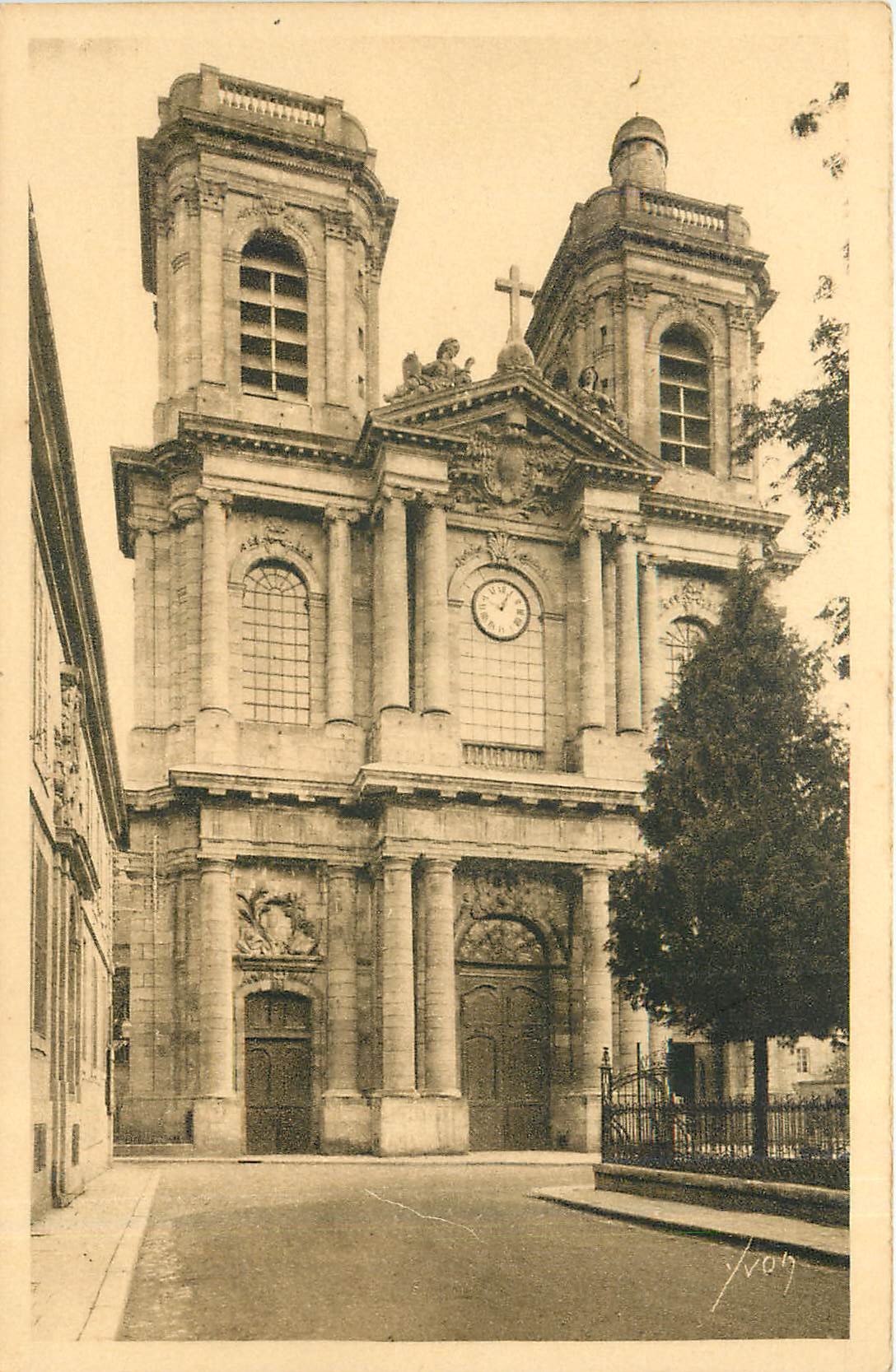 CPA Langres Haute Marne Cathedrale St Mammes facade 