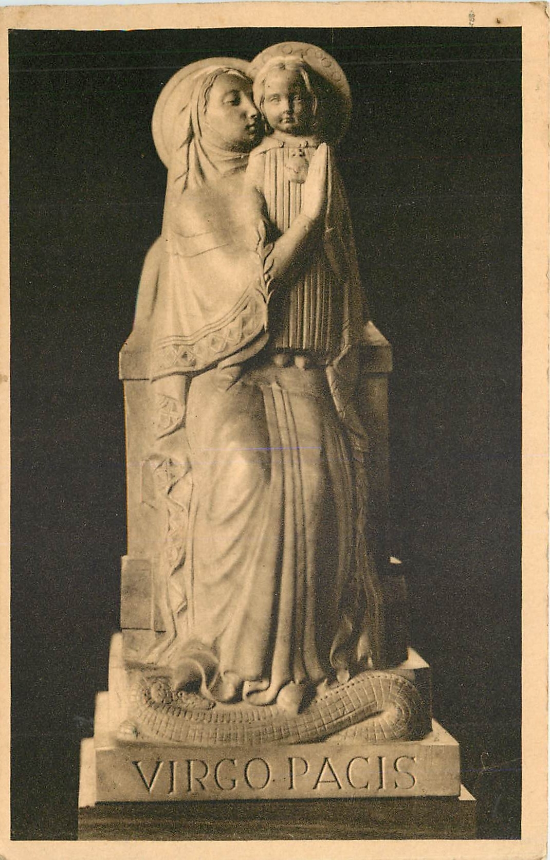 CPA Paris Basilique du Sacre Coeur de Montmartre La Vierge de la Paix 