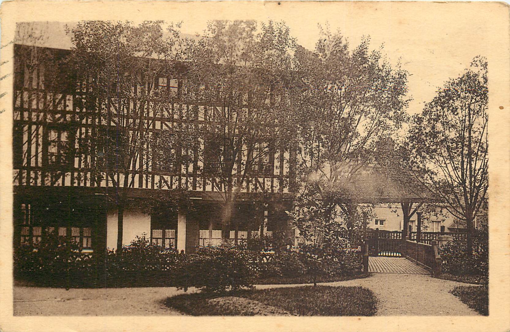 CPA Ermitage Sainte Therese Rue du Carmel Lisieux Petite Annexe e l'Entree de l'Ermitage 