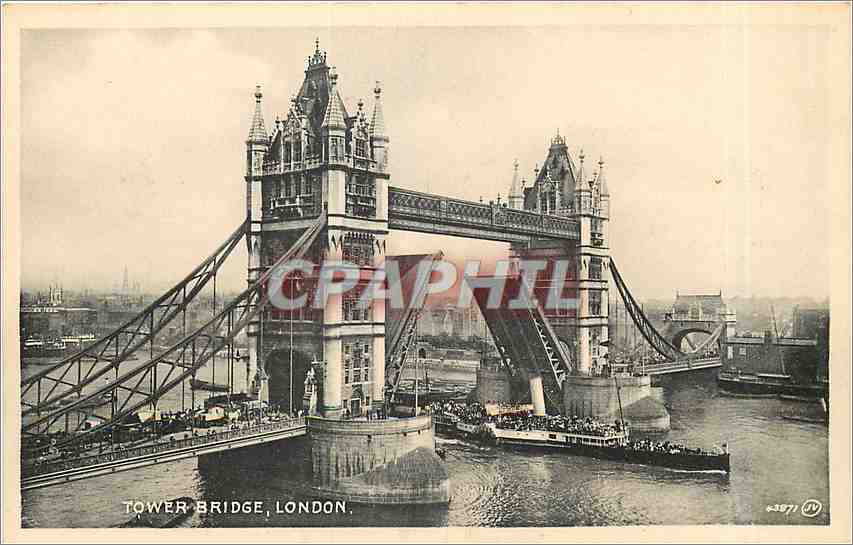 CPA Tower Bridge London Bateau