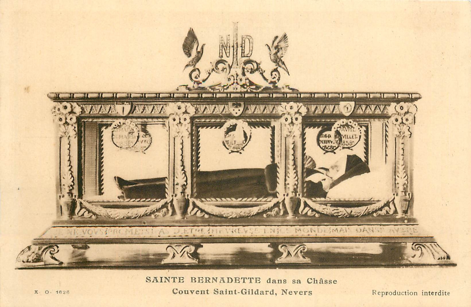 CPA Sainte Bernadette dans sa Chasse Couvent Saint Gildard Nevers 