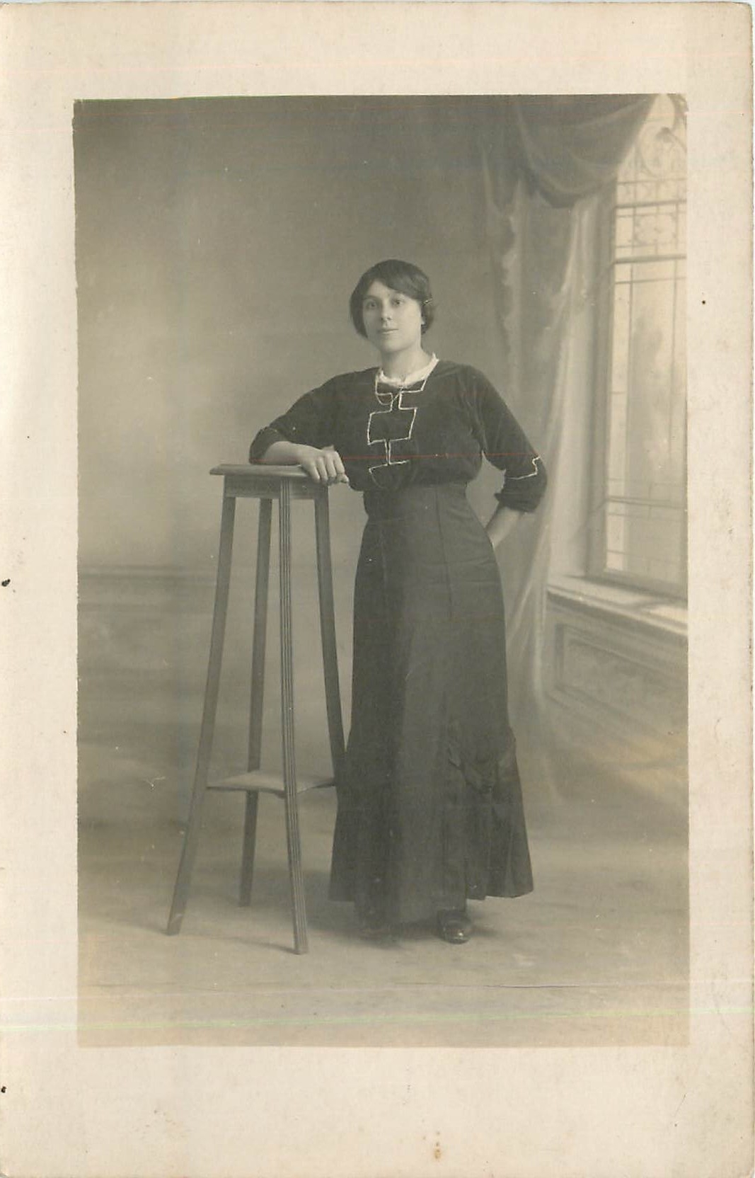 CARTE PHOTO Femme