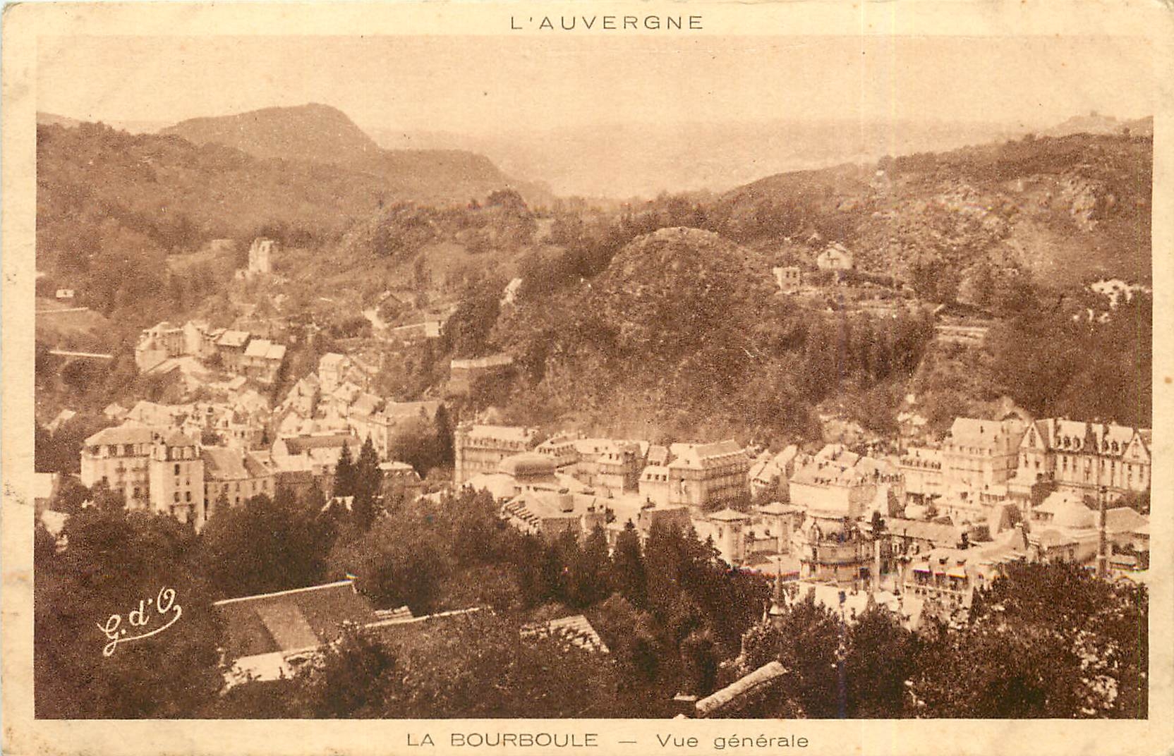 CPA L'Auvergne La Bourboule Vue generale 