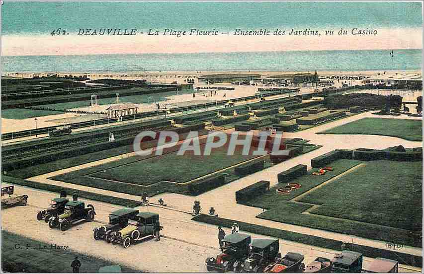 CPA Deauville La Plage Fleurie Ensemble des Jardins vu du Casino 