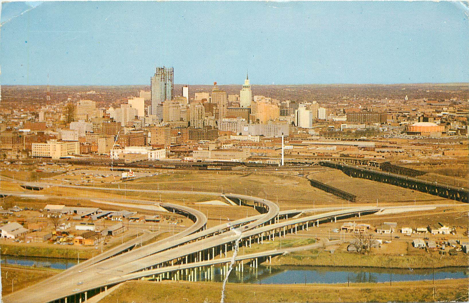 CPM Skyline View of Dallas Texas with Entrance to Dallas ft 