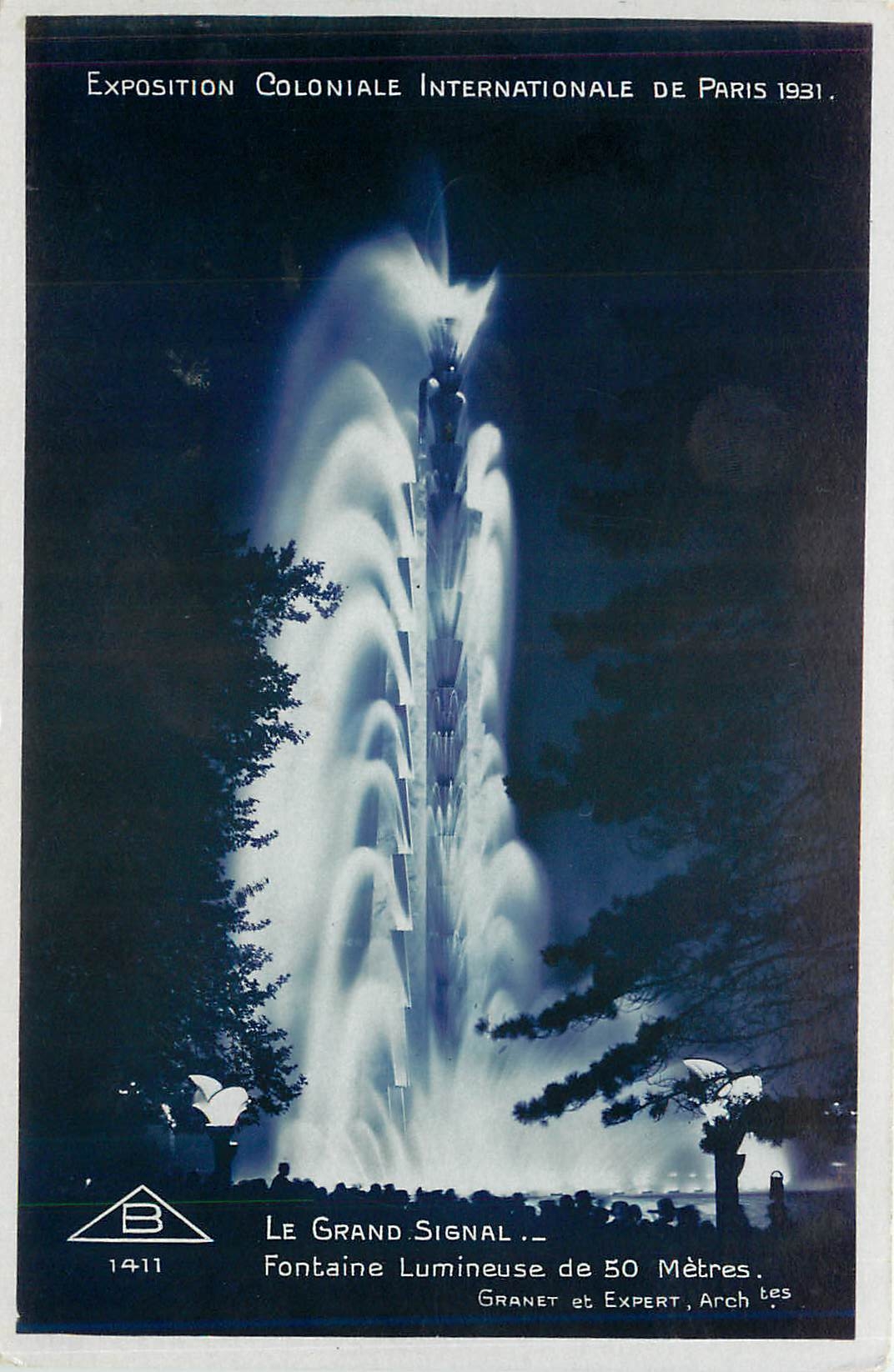 CPA Exposition Coloniale Interantionale de Paris 1931 Le Grand Signal Fontaine Lumineuse de 50 Metre