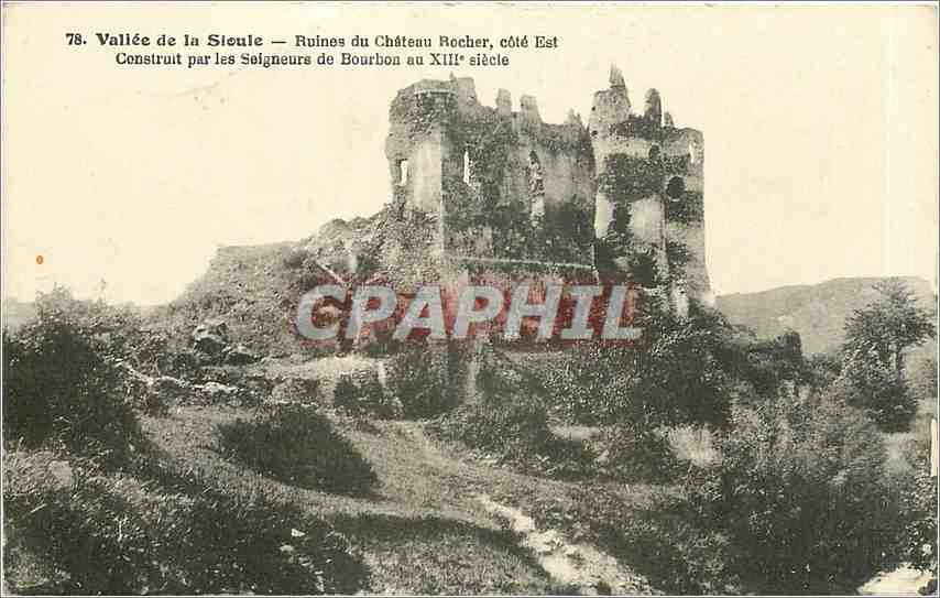 CPA Vallee de la Sioule Ruines du Chateau Rocher 