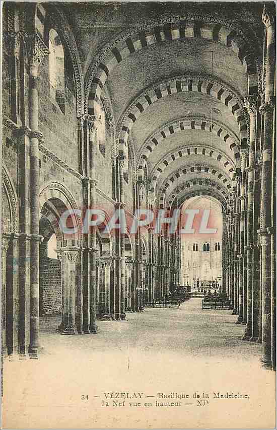 CPA Vezelay Basilique de la Madeleine la Nef vue en hauteur 