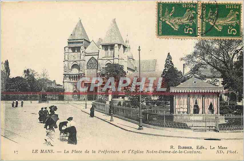 CPA Le Mans La Place de la Prefecture et l'Eglise Notre Dame de la Couture 