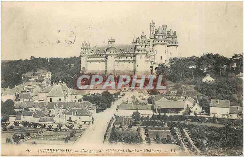 CPA Pierrefonds Vue generale Cote Sud du Chateau 