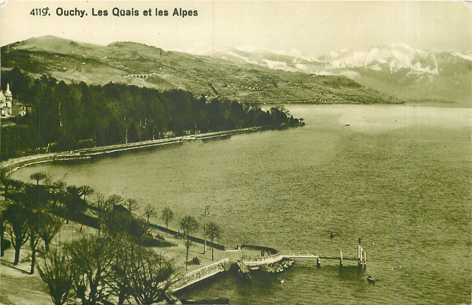 CPA Ouchy Les Quais et les Alpes 
