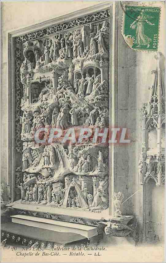 CPA Nevers Interieur de la Cathedrale Chapelle de Bas Cote 