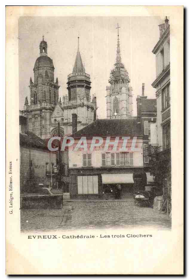 Evreux CPA CAthedrale Les trois clochers (Boulangerie Guigue)