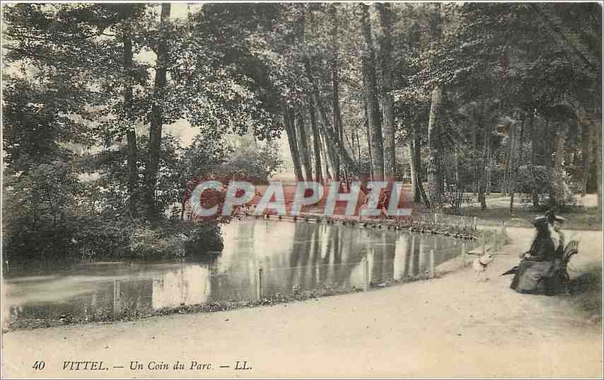 CPA Vittel Un Coin du Parc 