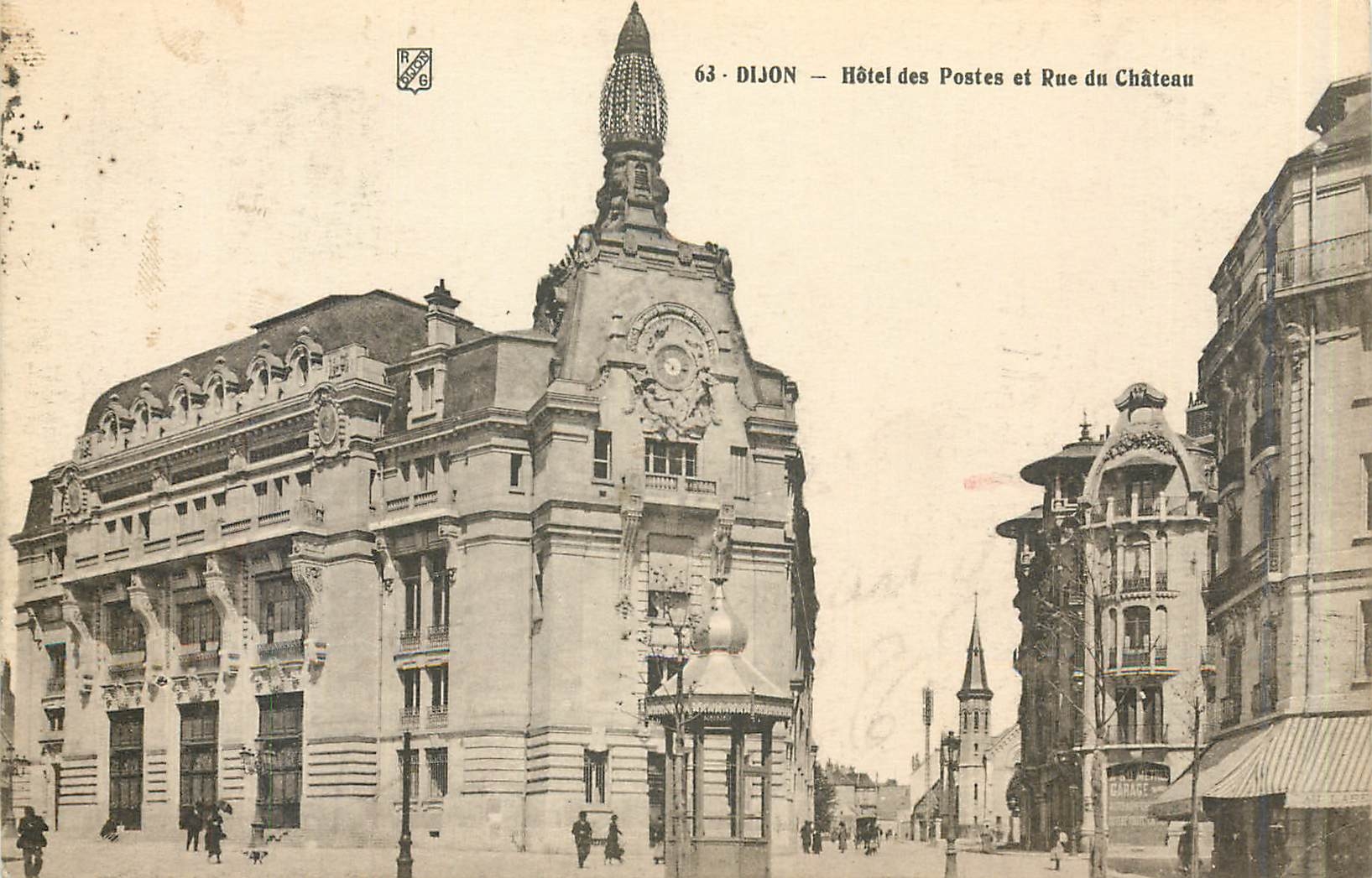 CPA Dijon Hotel des Postes et Rue du Chateau 