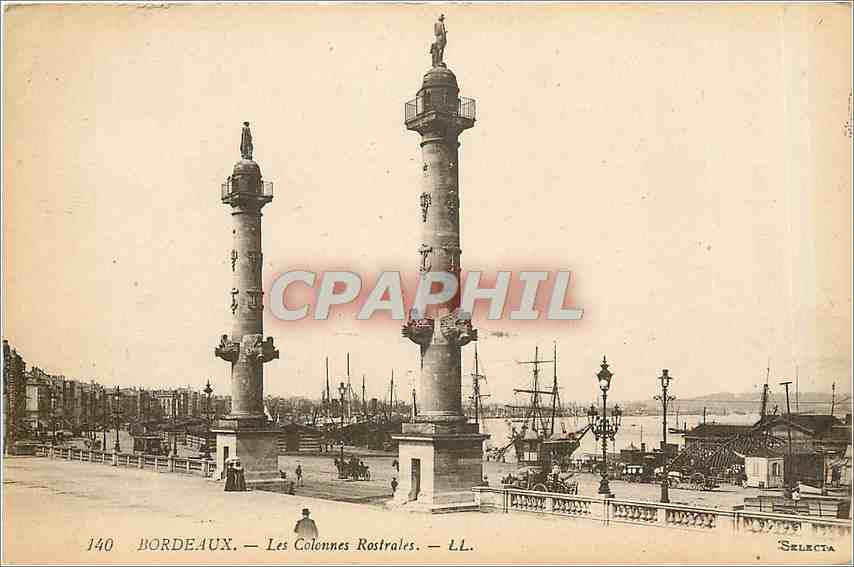 CPA Bordeaux Les Colonnes Rostrales 