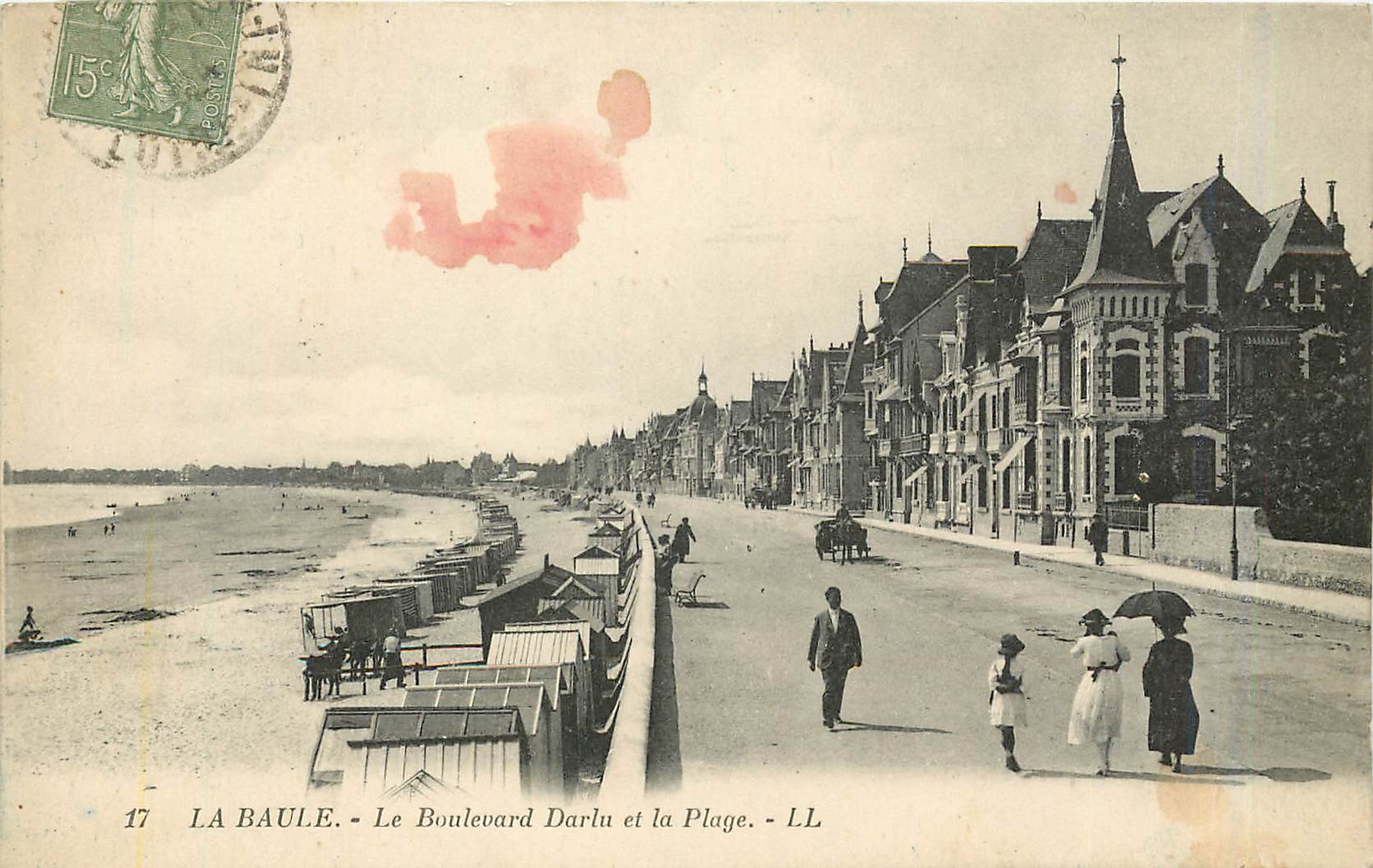 CPA La Baule Le Boulevard Darla et la Plage 