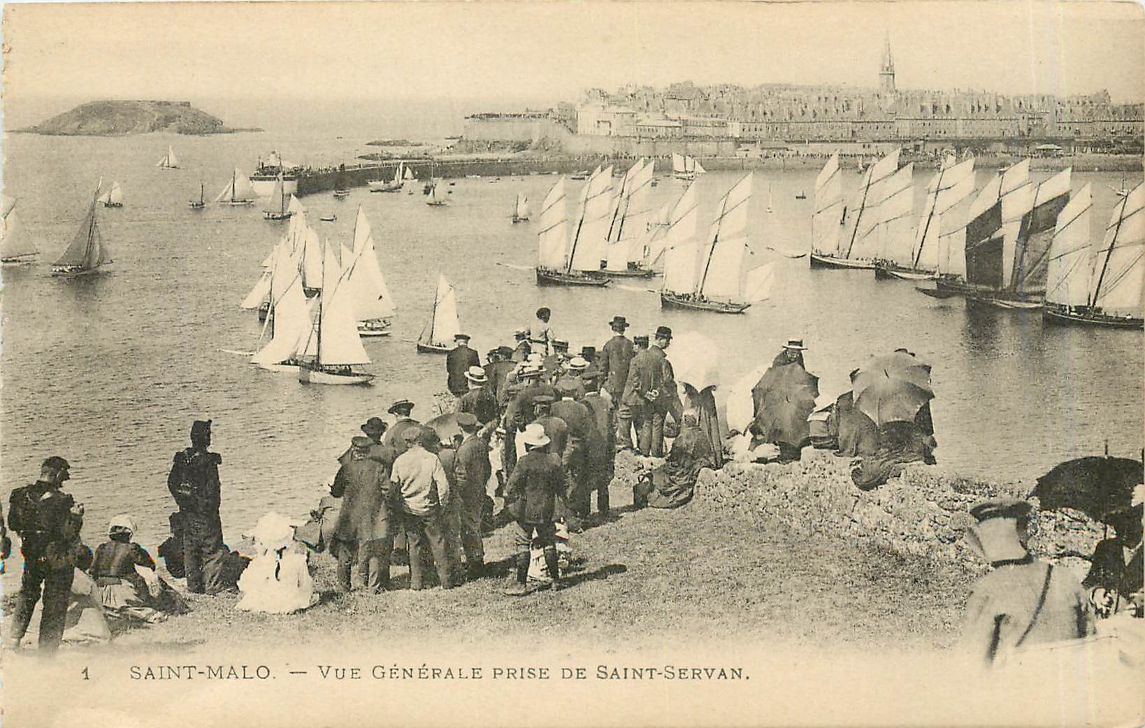 Saint-Malo — Vue Générale prise de Saint-Servan