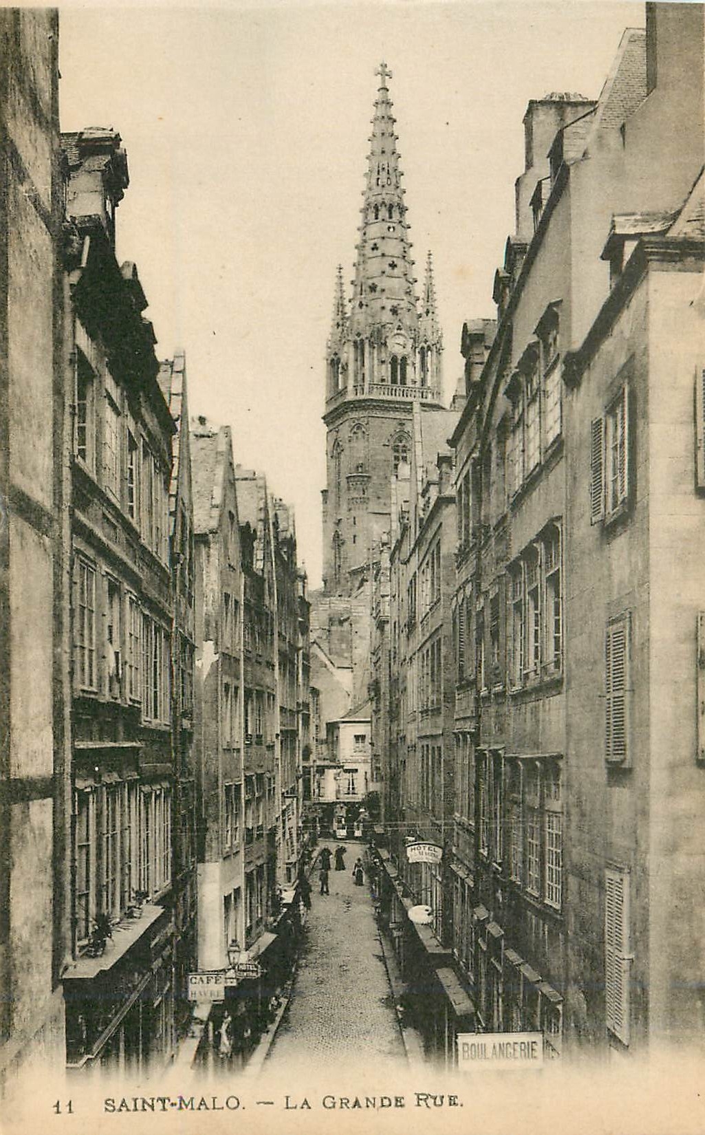 Saint-Malo — La Grande Rue — éditeur Levy Fils et Cie, Paris, n° 41