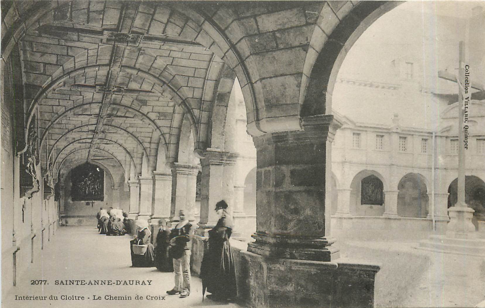 CPA Sainte Anne d'Auray Interieur du Cloitre Le Chemin de Croix 
