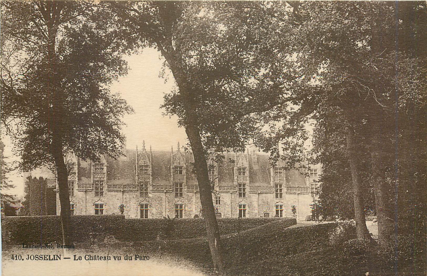CPA Josselin Le Chateau vu du Parc 