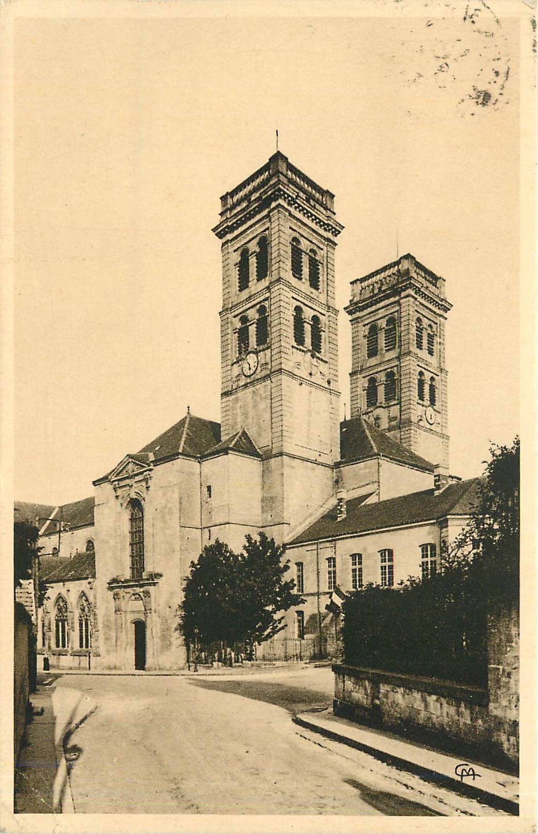 CPA Verdun Les Tours de la Cathedrale 
