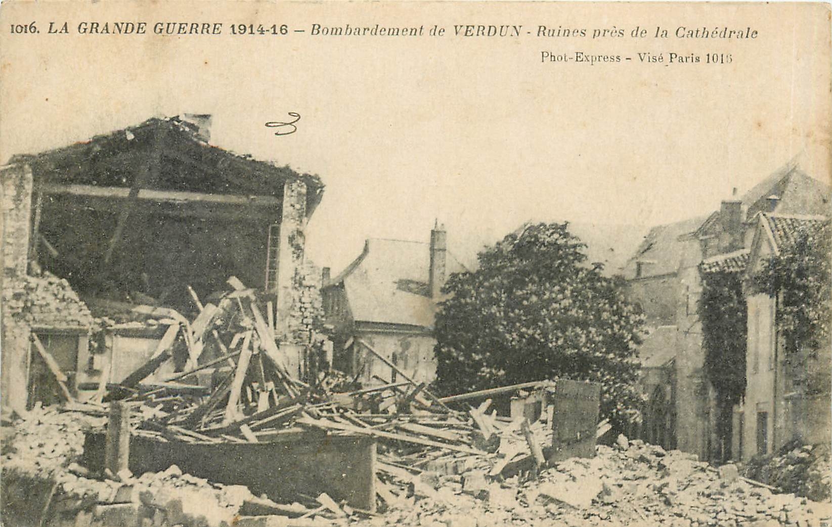 Ruines près de la Cathédrale — Bombardement de Verdun — Phot-Express, Paris 1016
