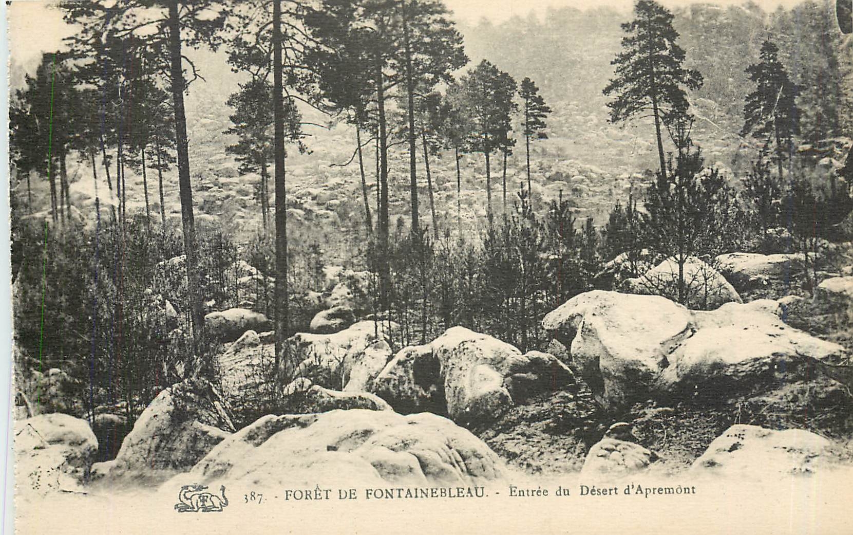 Forêt de Fontainebleau — Entrée du Désert d'Apremont — Éditeur CPAPHIL, n° 387