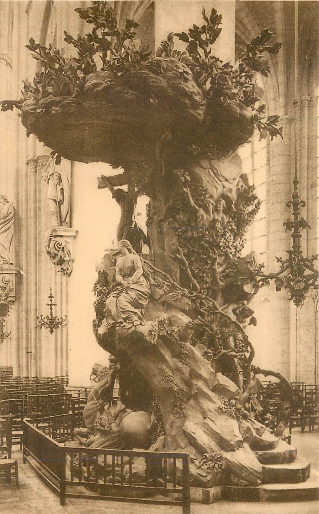 CPA Malines Cathedrale St Rombaut La Chaire de Verite 