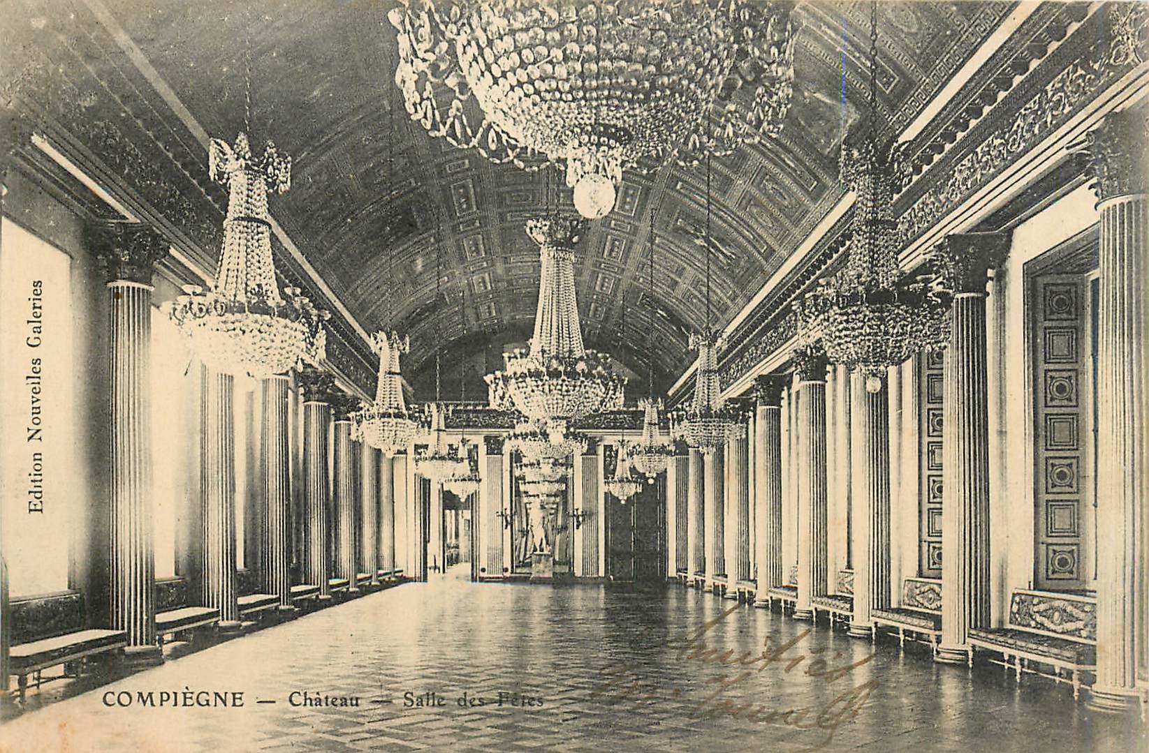 CPA Compiegne Chateau Salle des Fetes 