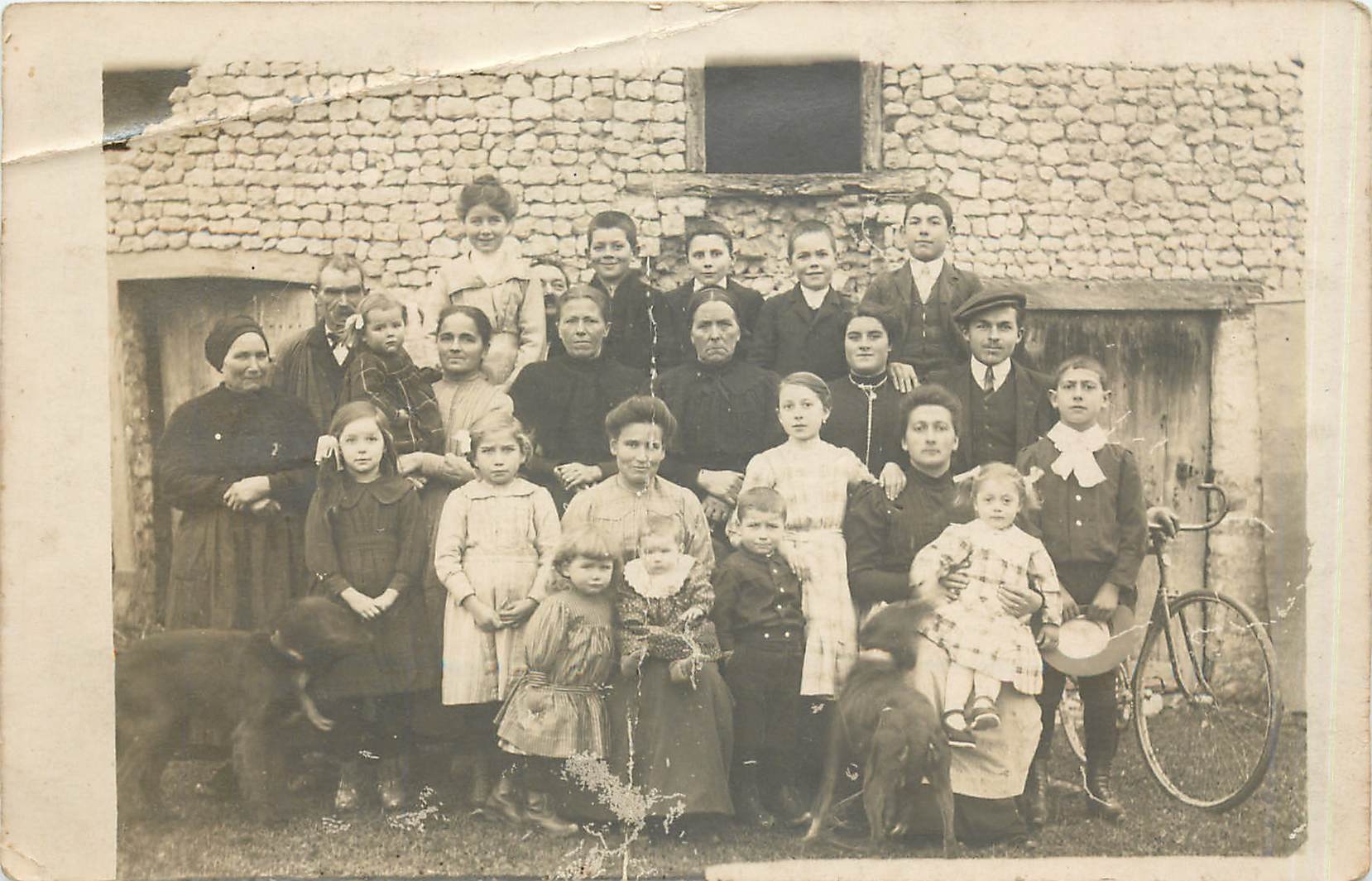 CARTE PHOTO Famille Velo Chien