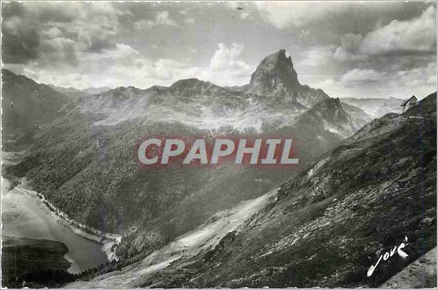 CPM Vallee d'Ossau BP Le Pic d'Ossau et le lac de Fabrege 