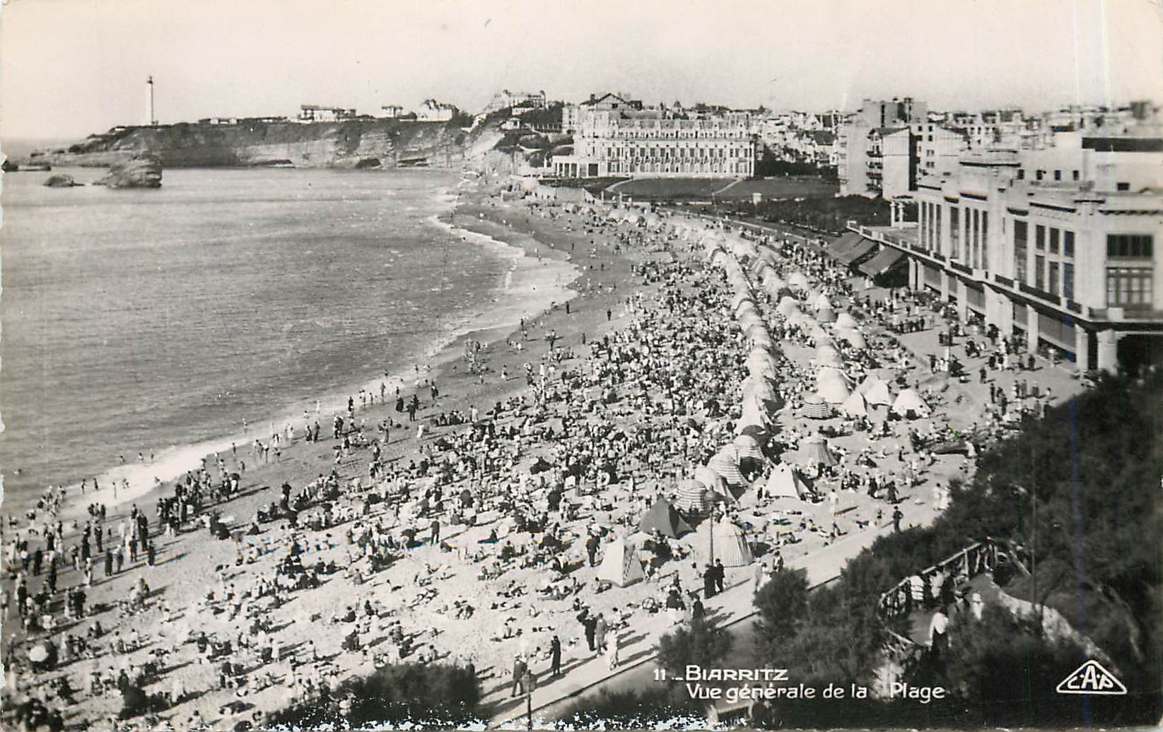 CPM Biarritz Vue generale de la Plage 