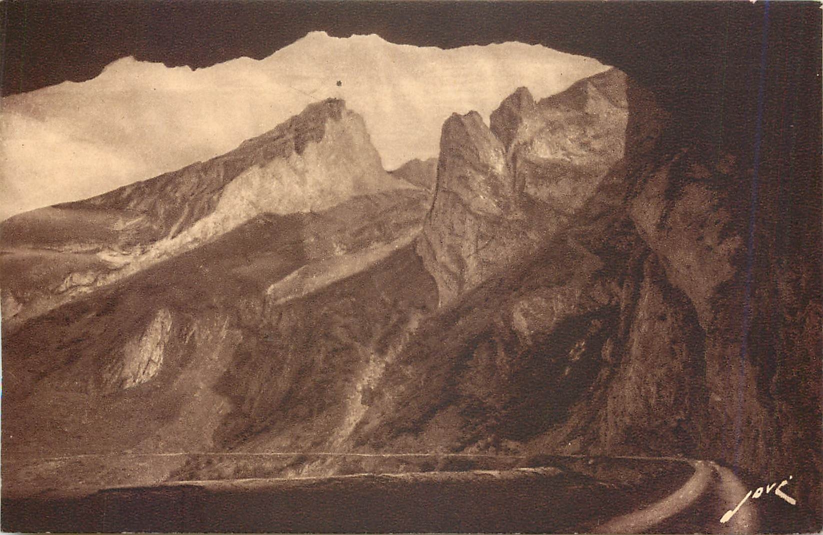 Route thermale du col d'Aubisque — à la sortie du tunnel — Éditions Jové, Pau (R.-P.)