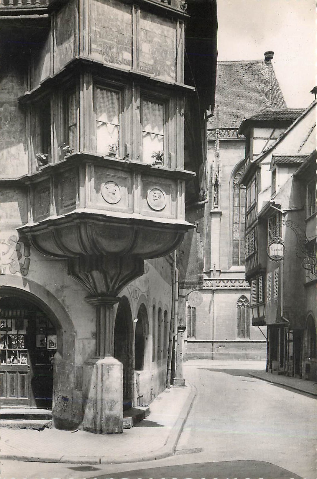 CPA Colmar La Rue Merciere avec maison Pfister 