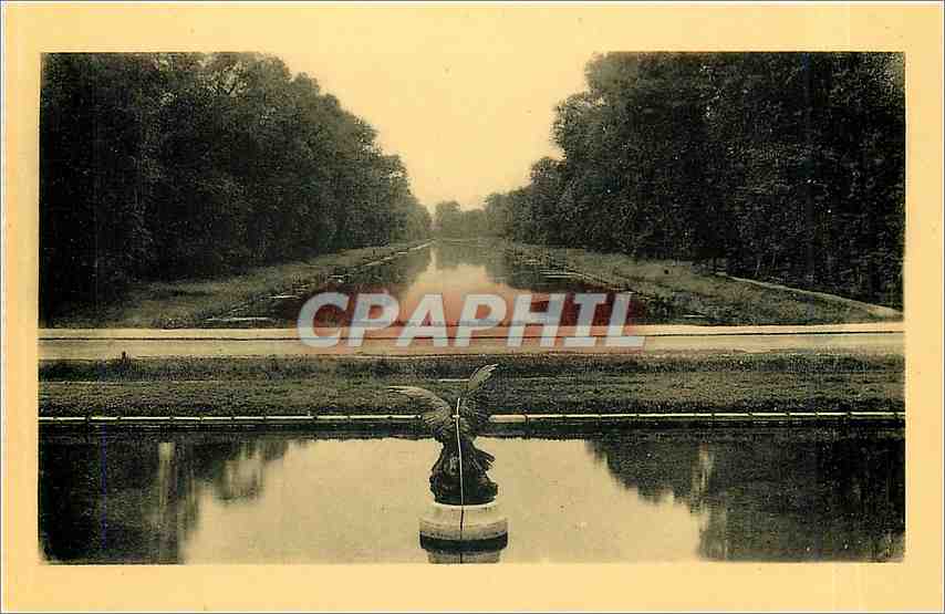 Château de Fontainebleau — Le Canal — Édition des Musées Nationaux, n°47