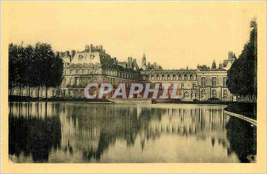 Schloss Fontainebleau — Ansicht über das Wasserbecken — Edition des Musées Nationaux n°141
