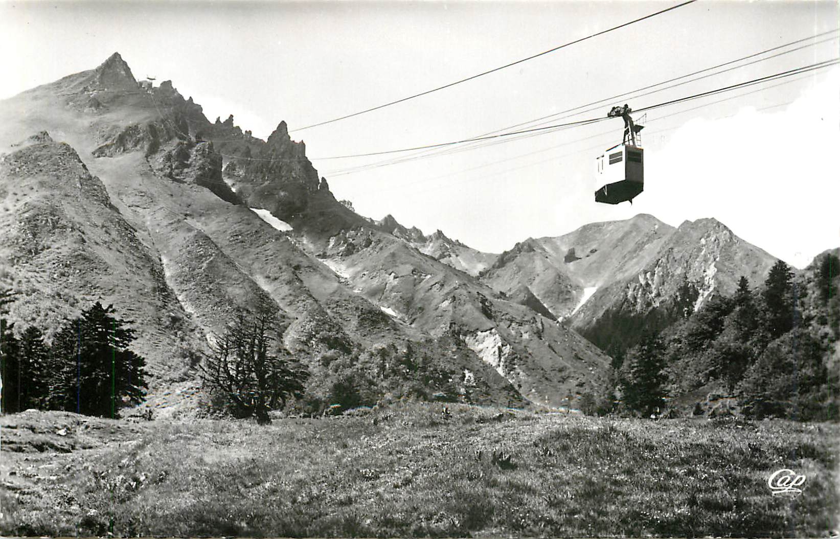 CPM Le Mont Dore P de D Le Sancy Teleferique