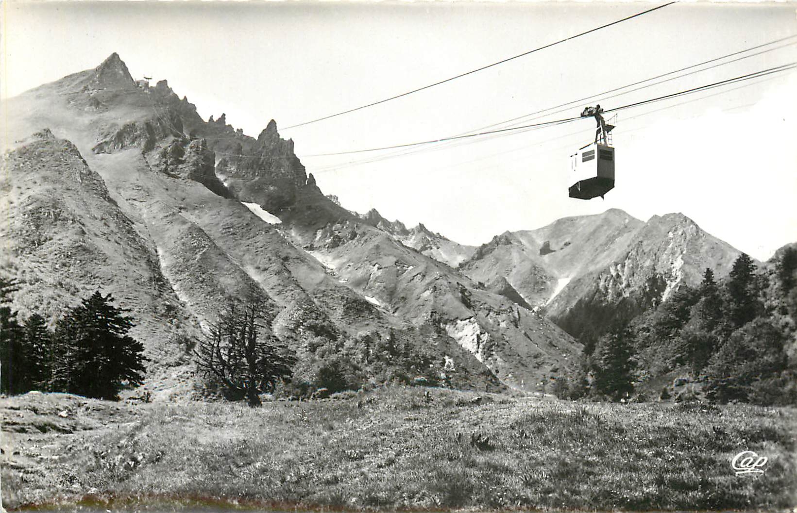 CPM Le Mont Dore P de D Le Sancy Teleferique