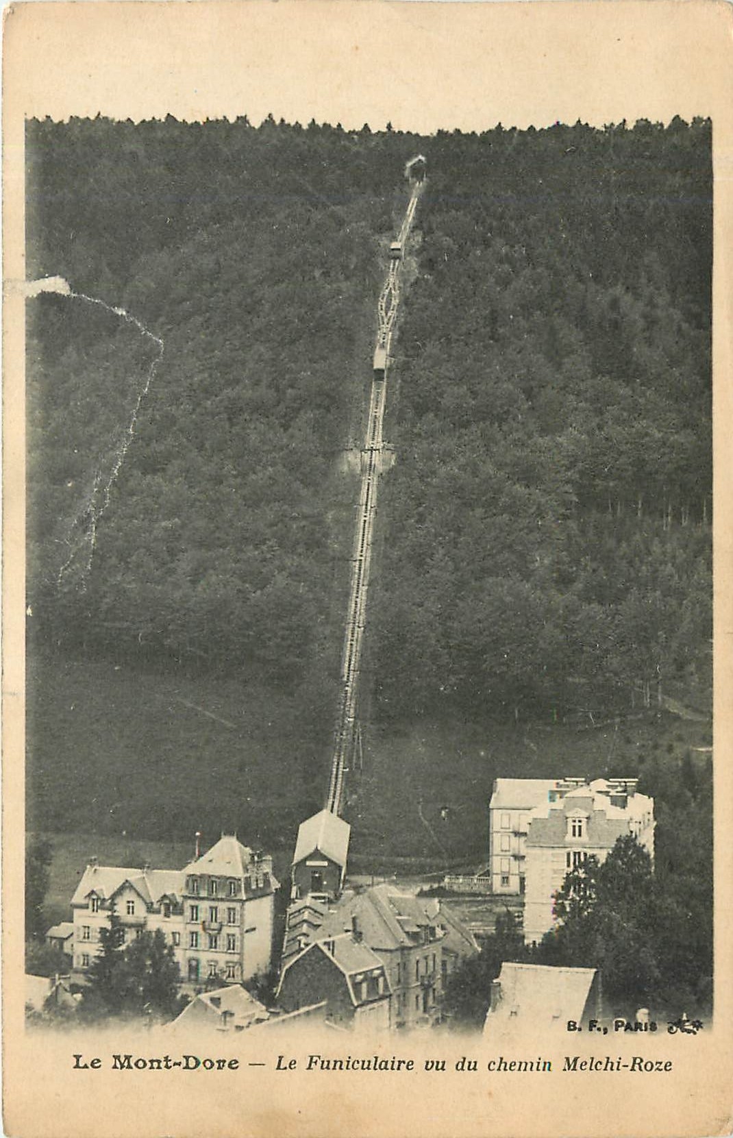 CPA Le Mont Dore Le Funiculaire vu du chemin Melchi Roze 