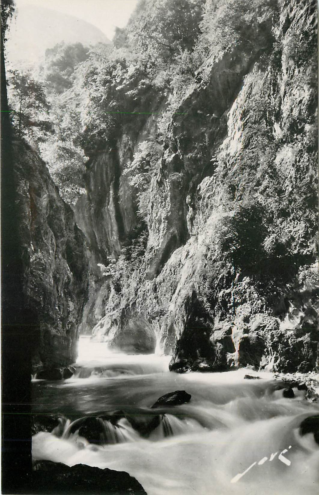 Gorges d'Eaux — Le Pont du Hourat — Éditions JOVÉ, Pau