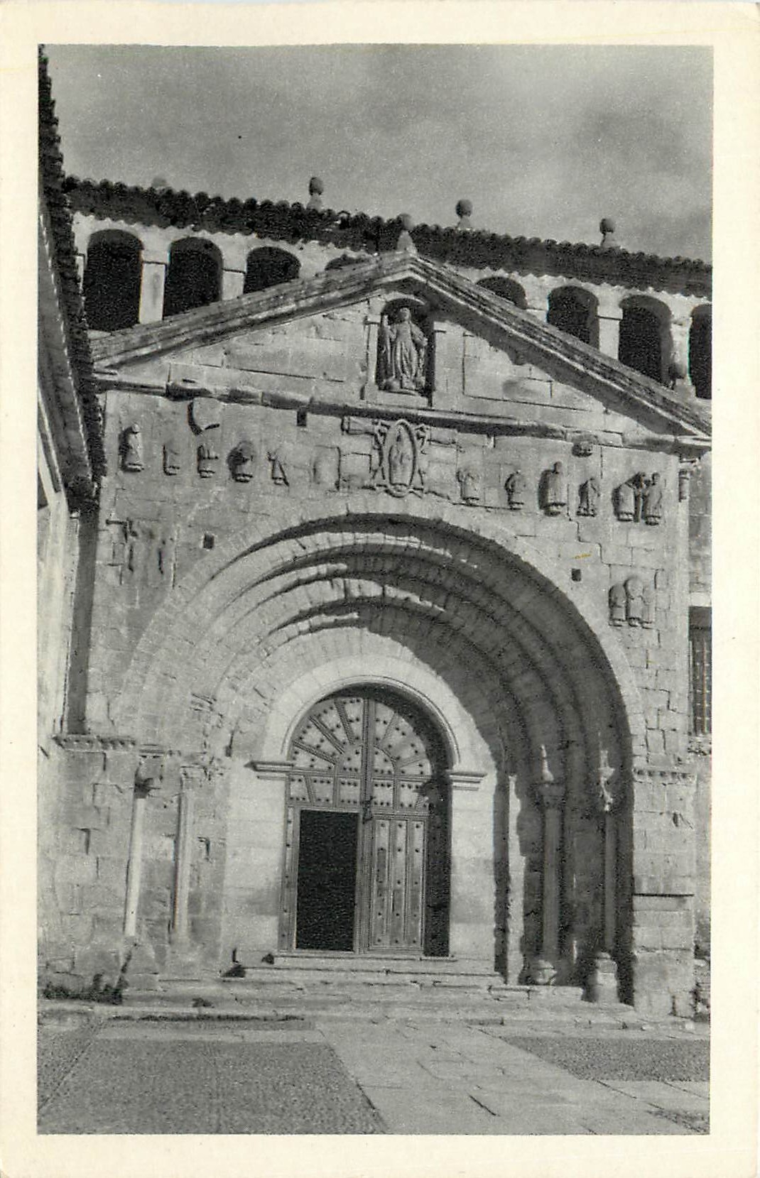 CPA Santillana del Mar Real e Insigne Colegiata 